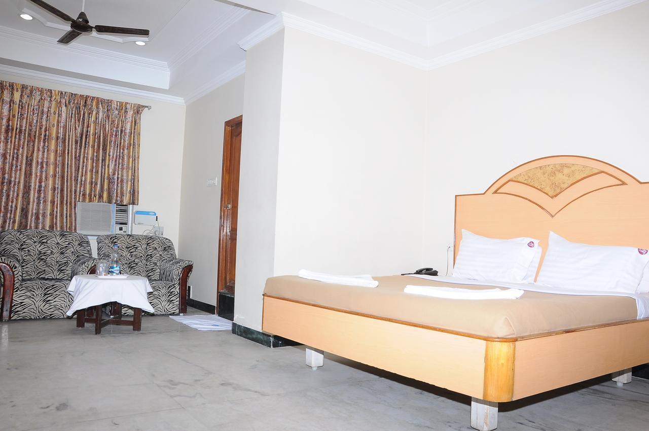 Hotel Annamalai Tiruchirappalli Exterior foto